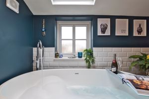 Photo 32- click for photo gallery